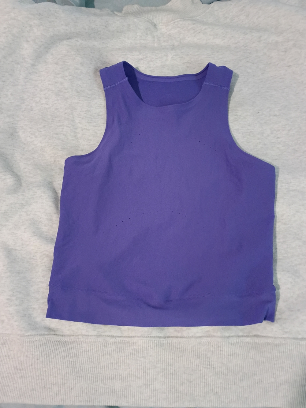 Lululemon Purple Size 4 Athletic Top